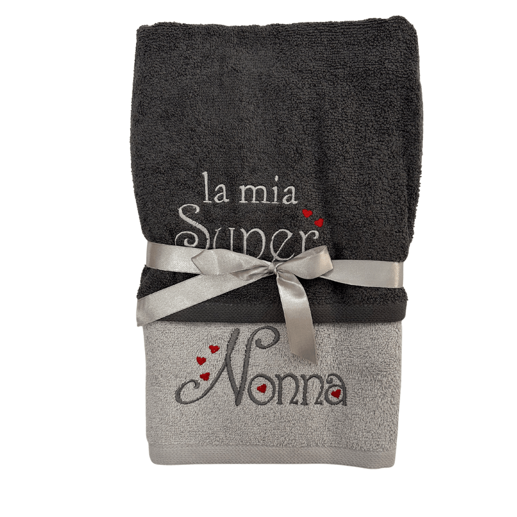 Coppia Asciugamani La mia Super Nonna – 100% Cotone da 400 gr/mq - | SOLO PER TE ITALIA