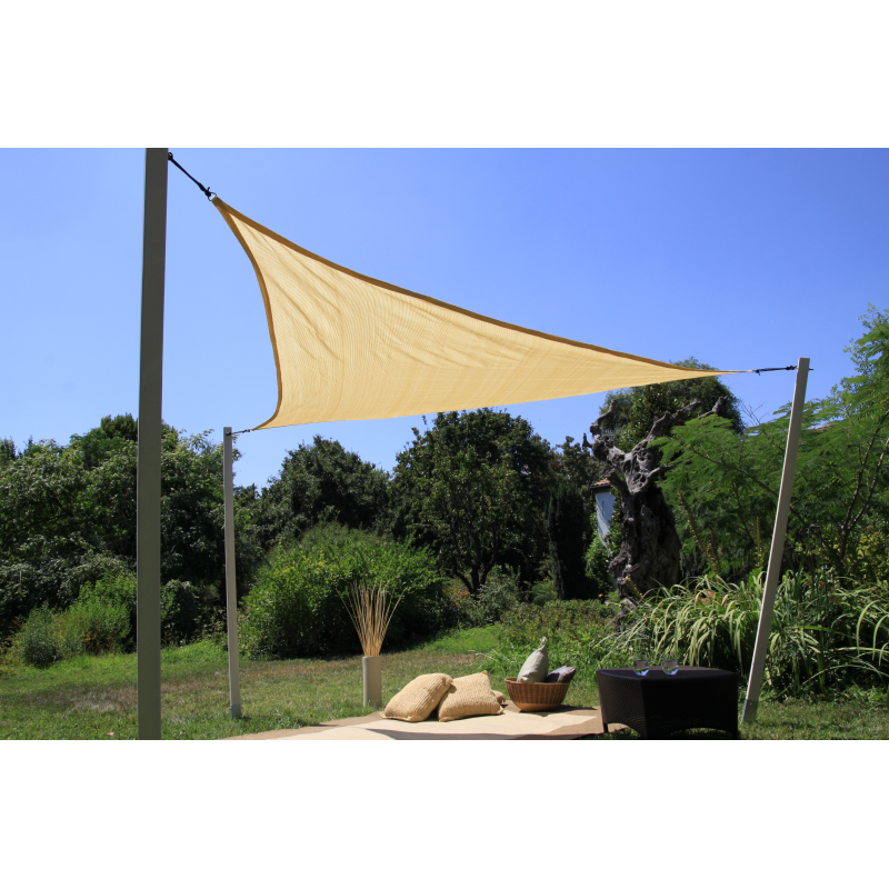 Vela da Sole in Tessuto HDPE – Protezione e Stile per il tuo Outdoor